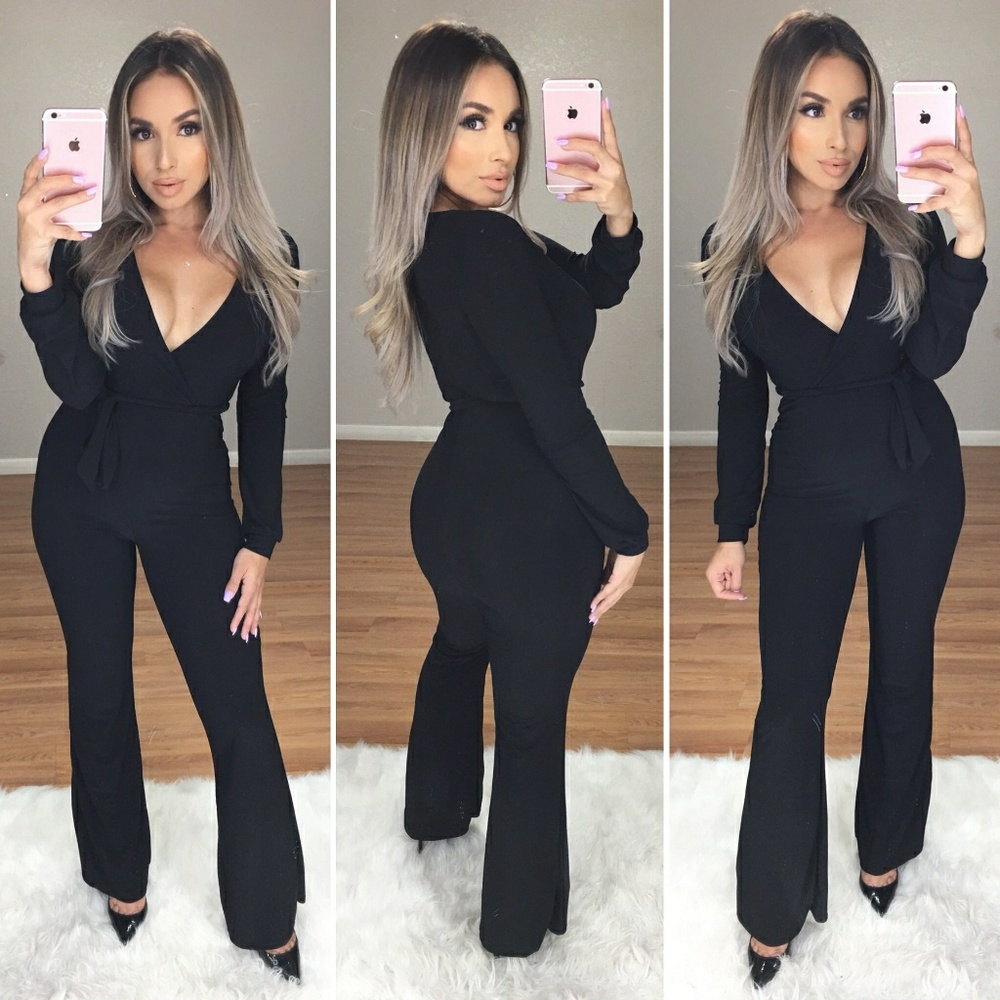 BLACK JUMPSUIT
